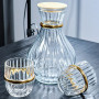 Ensemble carafe 7 pièces en verre avec couvercle